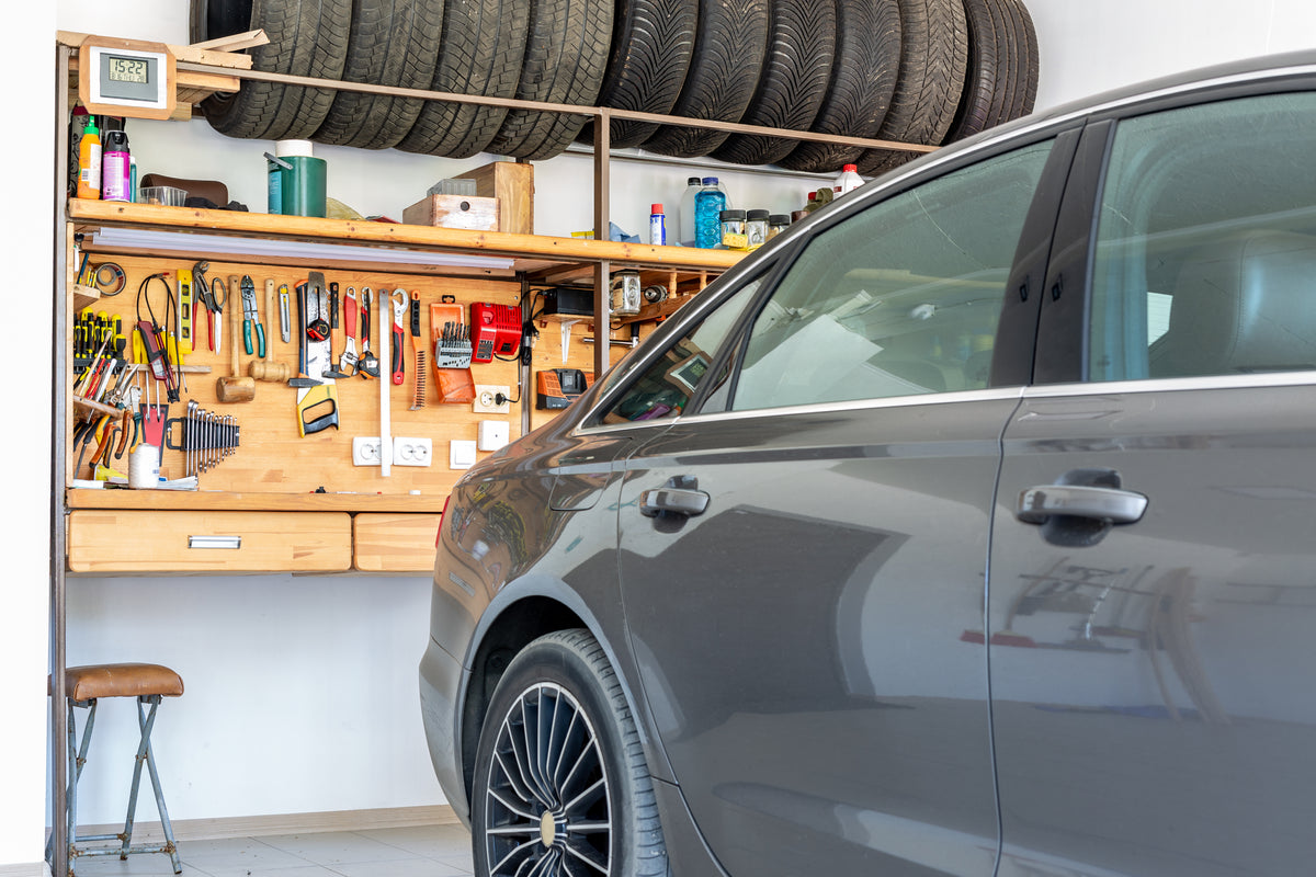 Benefits of Installing a Workbench Light in Your Garage – EShine